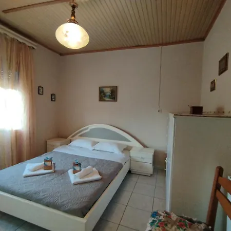 Giannis House Villa Nea Iraklitsa Exterior photo